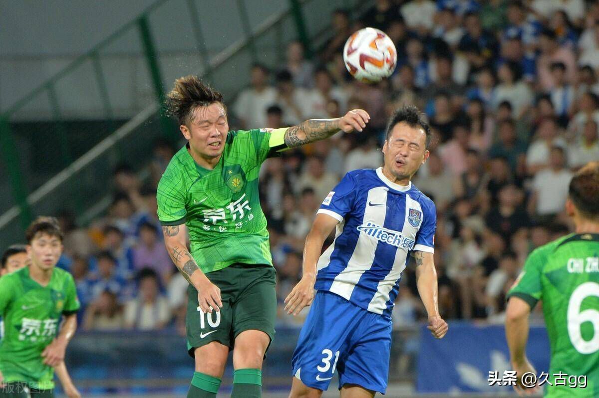 反观贝西克塔斯贝西克塔斯是土超劲旅，球队本赛季迄今表现也差不多，上轮联赛主场1-3不敌费内巴切，结束了此前联赛3轮不败，目前8胜2平6负积26分排名土超第5位。